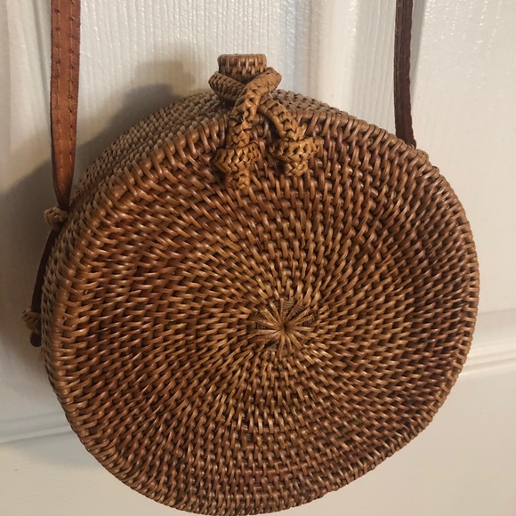 Super cute basket bag with long strap - Picture 1 of 4